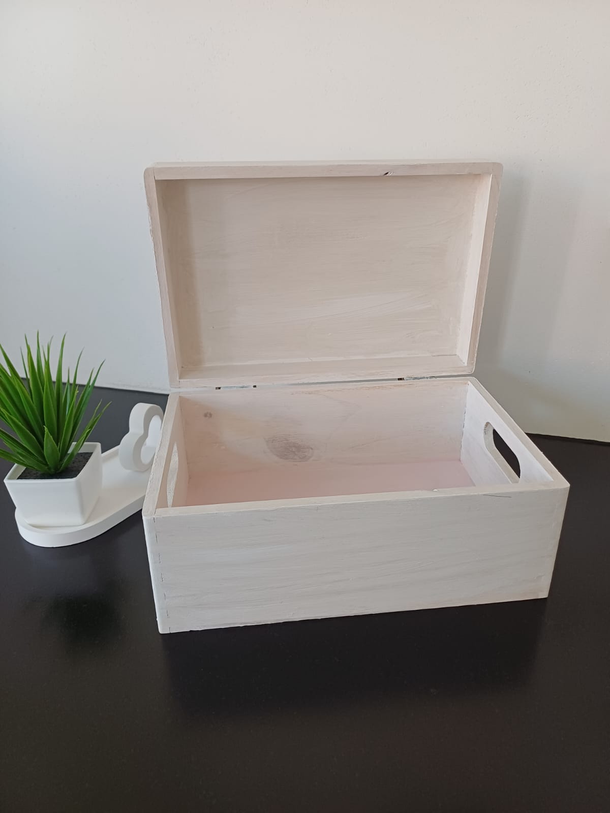 Individuelle Schatzkiste – Holz oder Karton, handbemalt, Wunschfarbe & Wunschtext