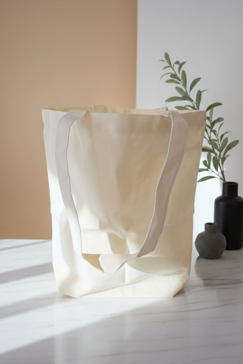 Stoffbeutel Creme mit Reißverschluss (37,5 x 34 x 11,5 cm)
